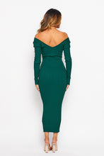 Load image into Gallery viewer, Ribbed Body Con V Neck Dress in Emerald
