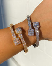 Load image into Gallery viewer, Luxe Baguette Cuff Bangle
