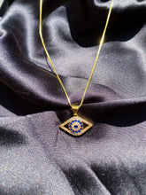 Load image into Gallery viewer, 14k Evil Eye Necklace in Gold
