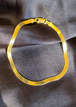 Load image into Gallery viewer, Herringbone Bracelet in Gold
